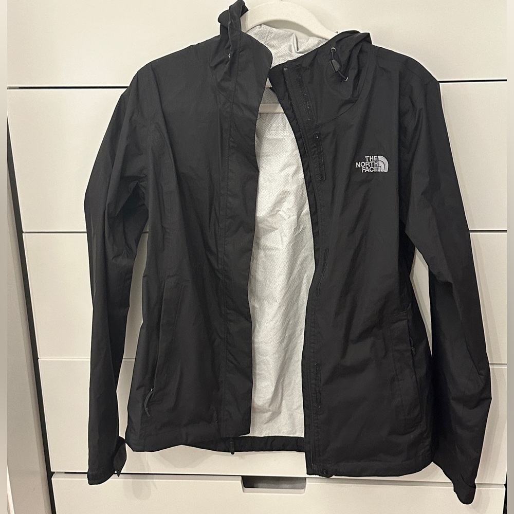 The North Face Women’s Rain Jacket / Rain Coat